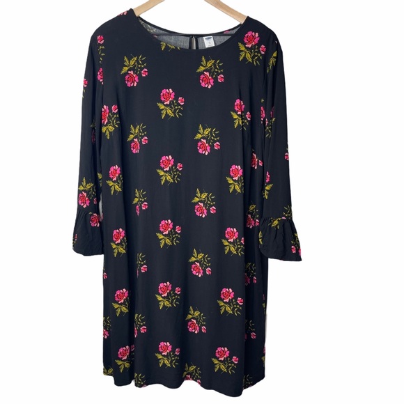 Old Navy Dresses & Skirts - Old Navy Black Floral Print Ruffle Sleeve Dress XL